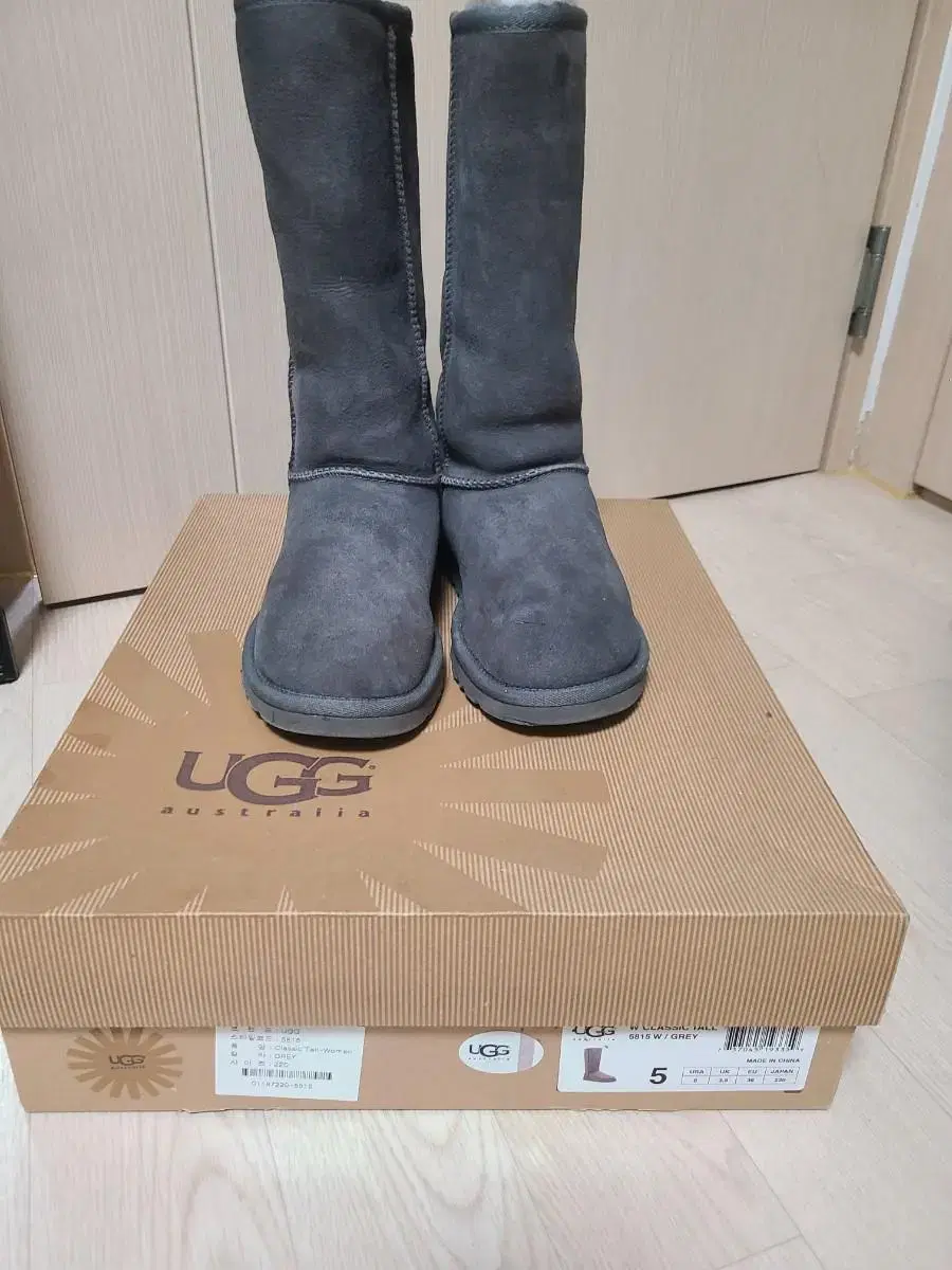 어그 UGG 클래식 톨 우먼